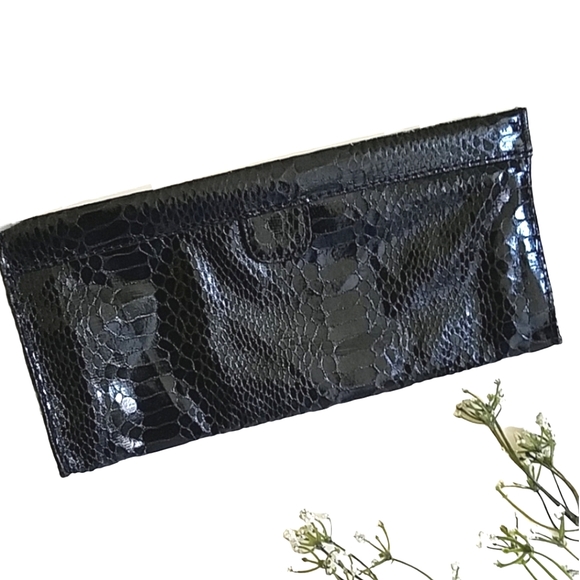 Estee Lauder Handbags - ‼️GIFTED‼️ EL Evening Bag NWOT